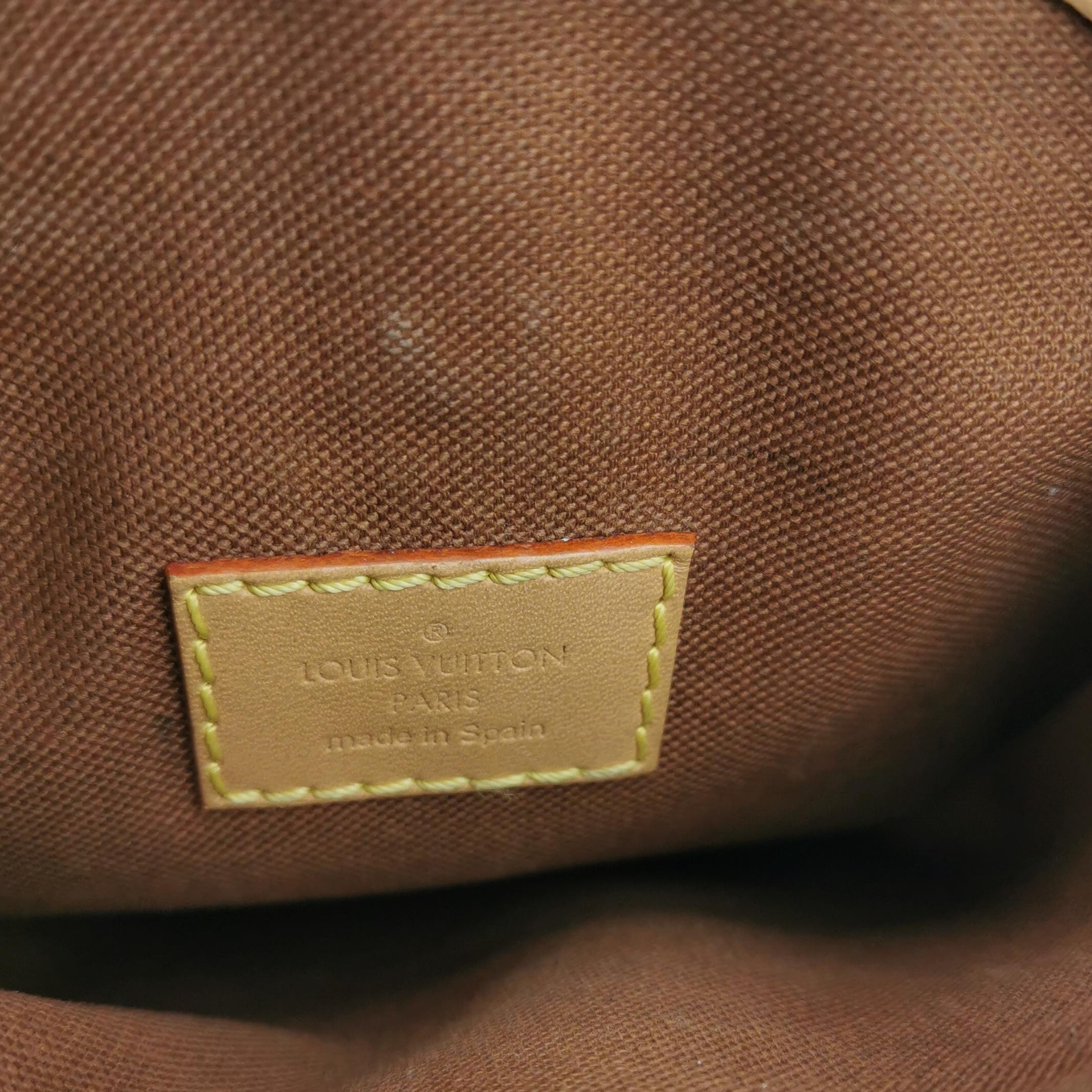 Louis Vuitton(LV) Fold Me Pouch Monogram Canvas — photo 8 of 18