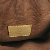 Louis Vuitton(LV) Fold Me Pouch Monogram Canvas — thumbnail 8