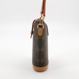 Louis Vuitton(LV) Fold Me Pouch Monogram Canvas — thumbnail 5