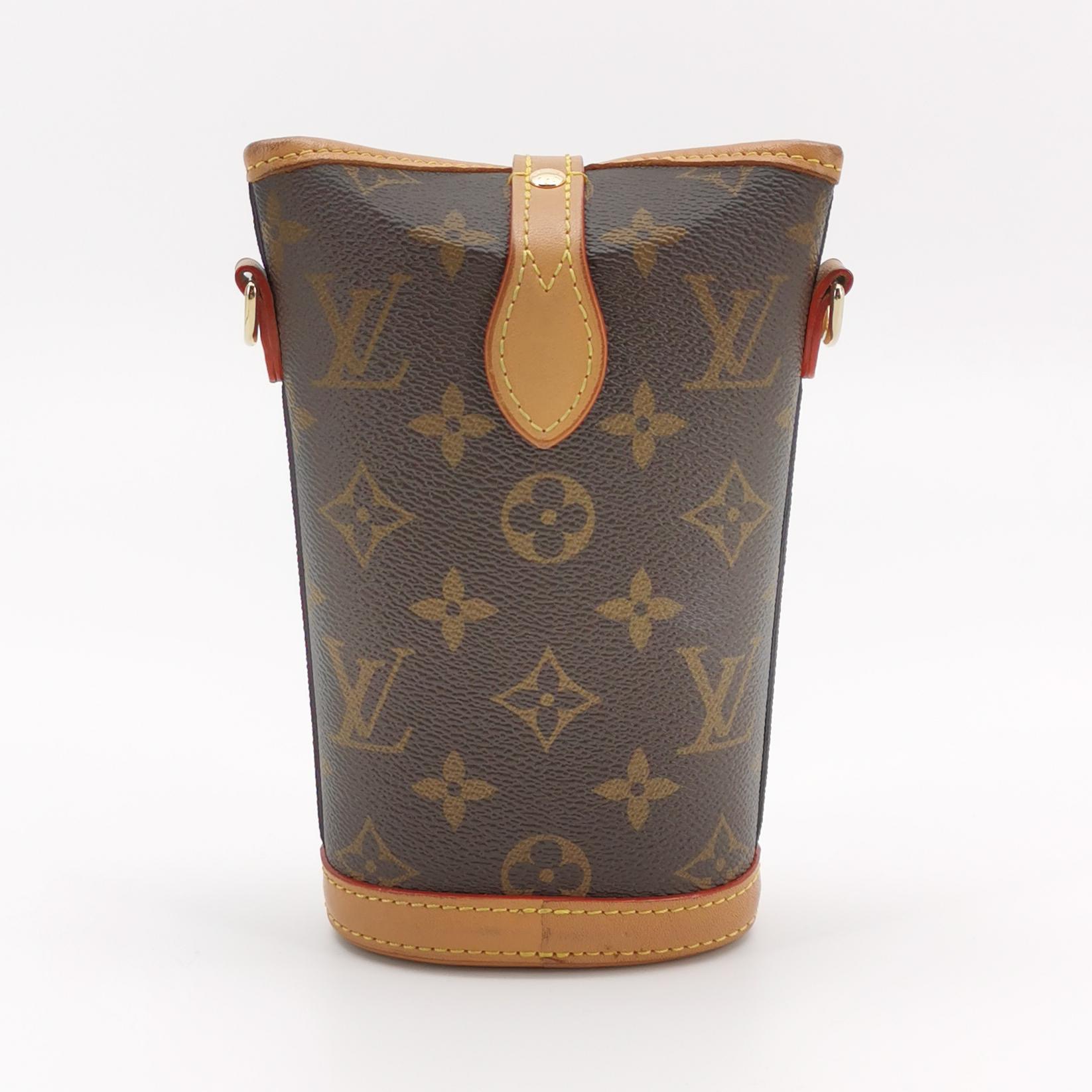 Louis Vuitton(LV) Fold Me Pouch Monogram Canvas — photo 3 of 15