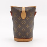 Louis Vuitton(LV) Fold Me Pouch Monogram Canvas — thumbnail 3
