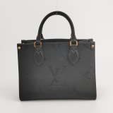 Louis Vuitton(LV) OnTheGo Tote Monogram Empreinte Giant PM — thumbnail 3