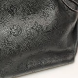 Louis Vuitton(LV) Braided Handle Beaubourg Hobo Mahina Leather MM — thumbnail 9