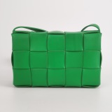 Bottega Veneta Cassette Crossbody Bag Maxi Intrecciato Grained Leather — thumbnail 2