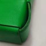 Bottega Veneta Cassette Crossbody Bag Maxi Intrecciato Grained Leather — thumbnail 10