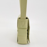Bottega Veneta Cassette Crossbody Bag Maxi Intrecciato Grained Leather — thumbnail 4