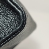Louis Vuitton(LV) OnTheGo Tote Monogram Empreinte Giant BB — thumbnail 14