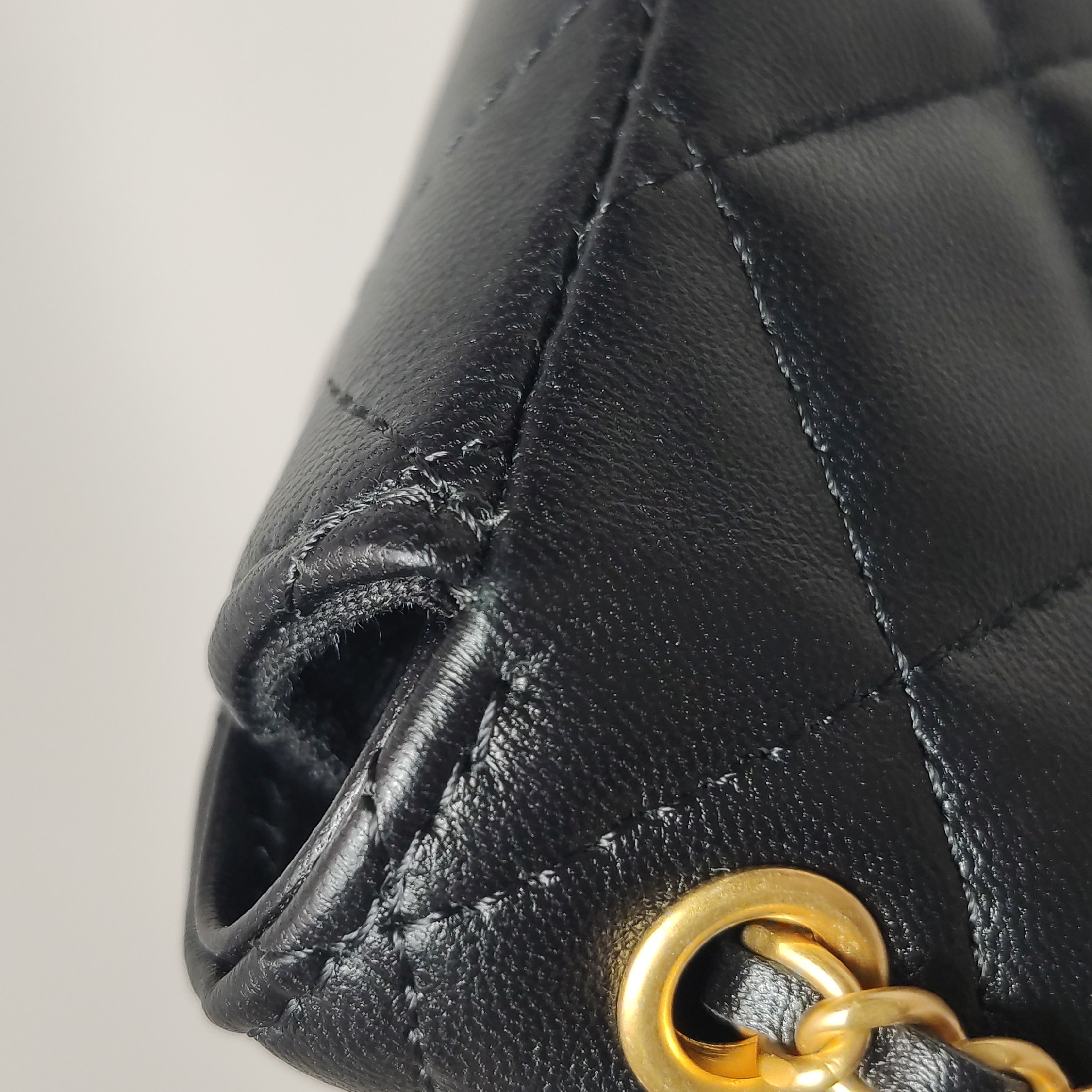 Chanel Coco de Toi Heart Belt Bag Quilted Lambskin Mini — photo 9 of 13