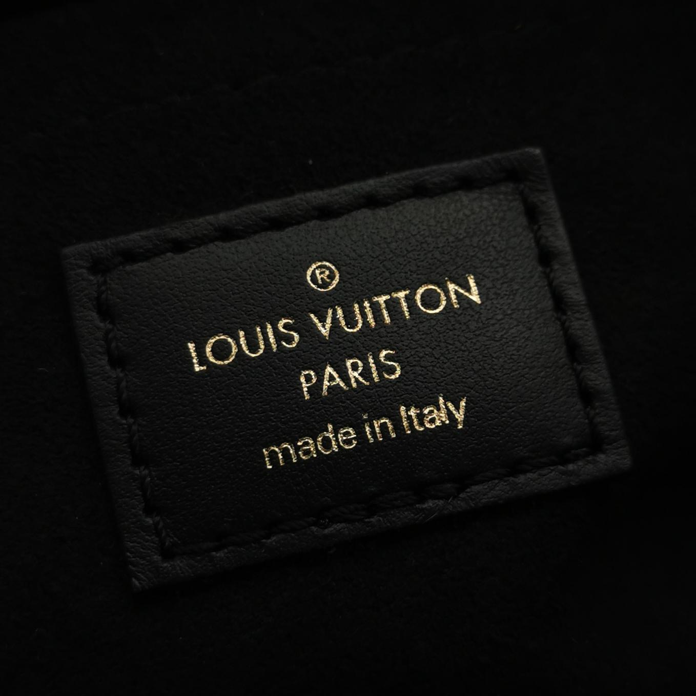 Louis Vuitton(LV) OnTheGo Tote Monogram Empreinte Giant East West — photo 8 of 14