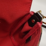 Louis Vuitton(LV) Favorite Handbag Damier MM — thumbnail 11