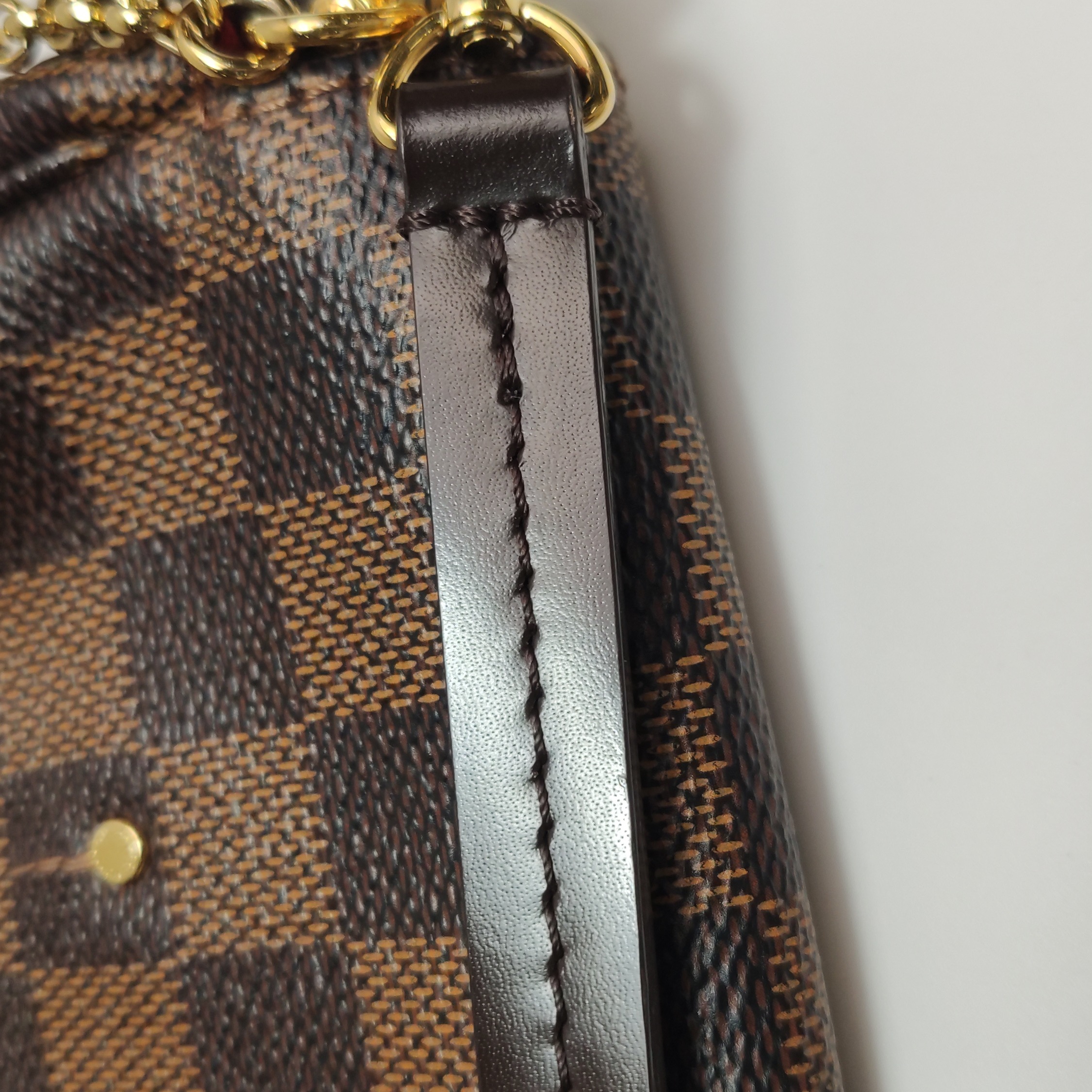 Louis Vuitton(LV) Favorite Handbag Damier MM — photo 19 of 22