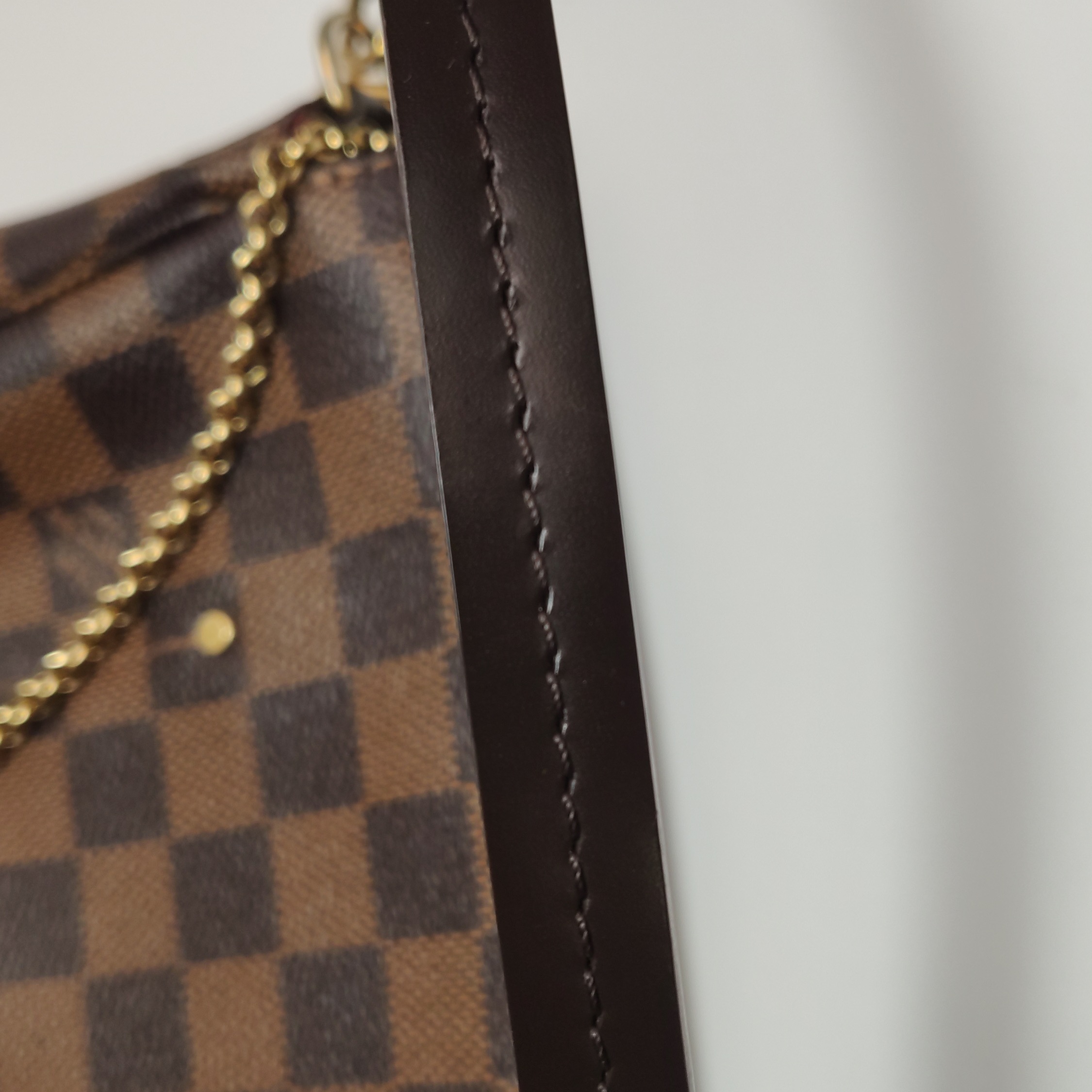 Louis Vuitton(LV) Favorite Handbag Damier MM — photo 15 of 22