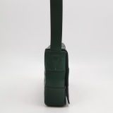 Bottega Veneta Cassette Crossbody Bag Maxi Intrecciato Leather — thumbnail 4