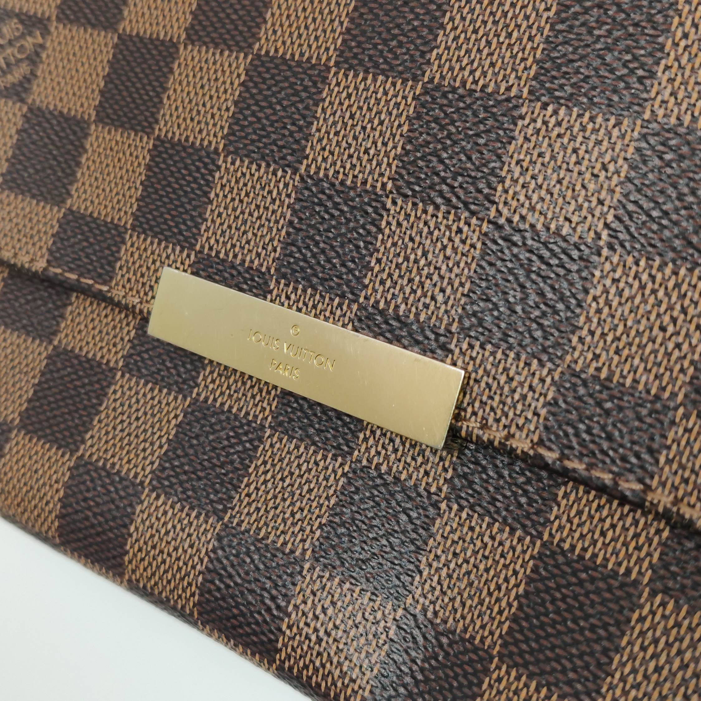 Louis Vuitton(LV) Favorite Handbag Damier MM — photo 14 of 22