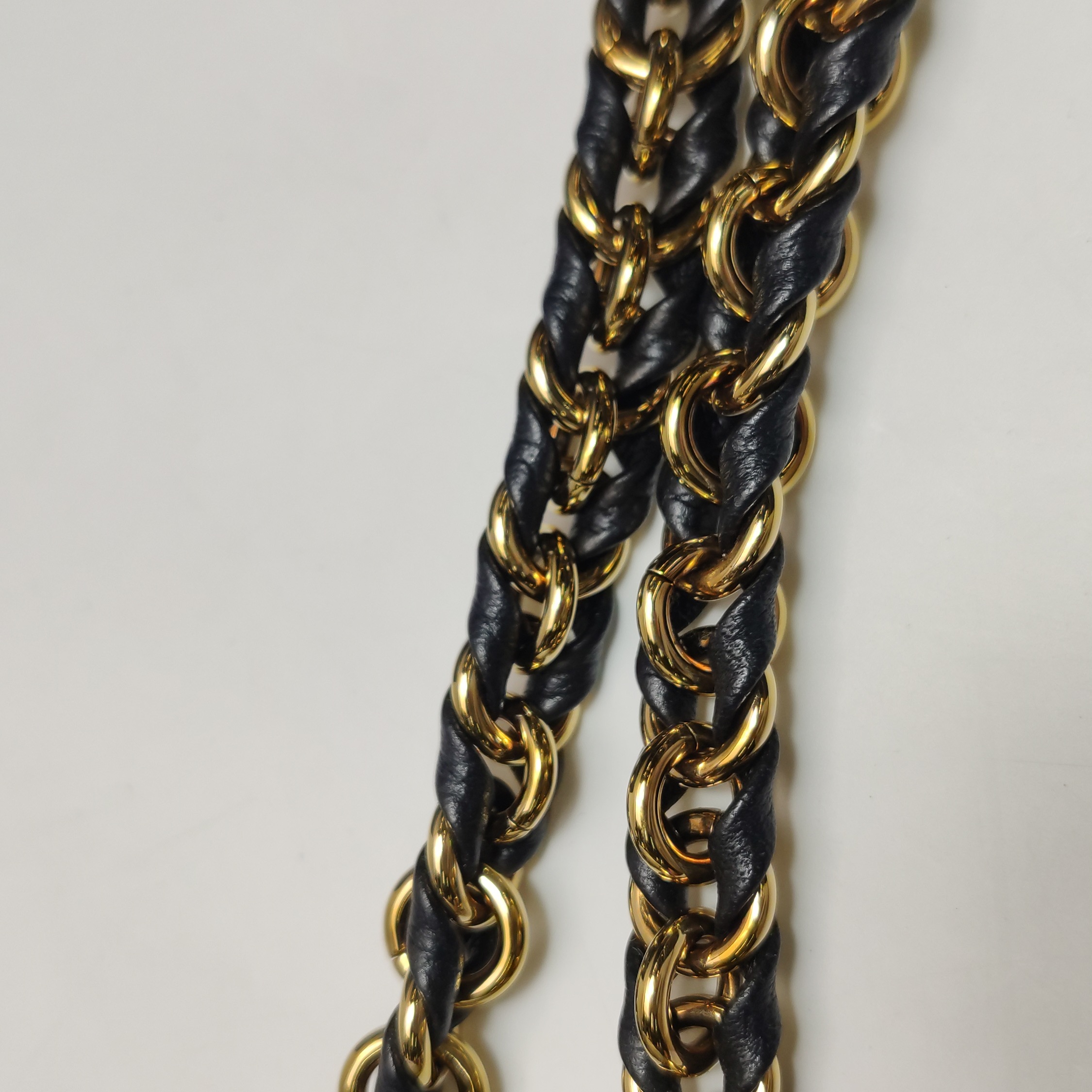 Louis Vuitton(LV) OnTheGo Tote Monogram Empreinte Giant East West — photo 11 of 15