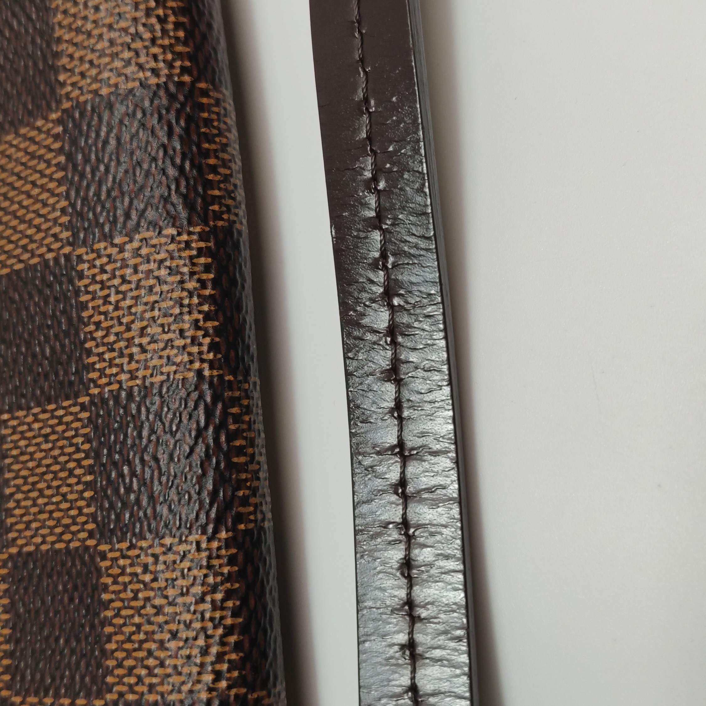 Louis Vuitton(LV) Favorite Handbag Damier MM — photo 20 of 22