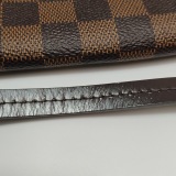 Louis Vuitton(LV) Favorite Handbag Damier MM — thumbnail 20