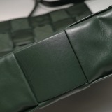 Bottega Veneta Cassette Crossbody Bag Maxi Intrecciato Leather — thumbnail 14