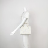 Louis Vuitton(LV) OnTheGo Tote Bicolor Monogram Empreinte Giant PM — thumbnail 2