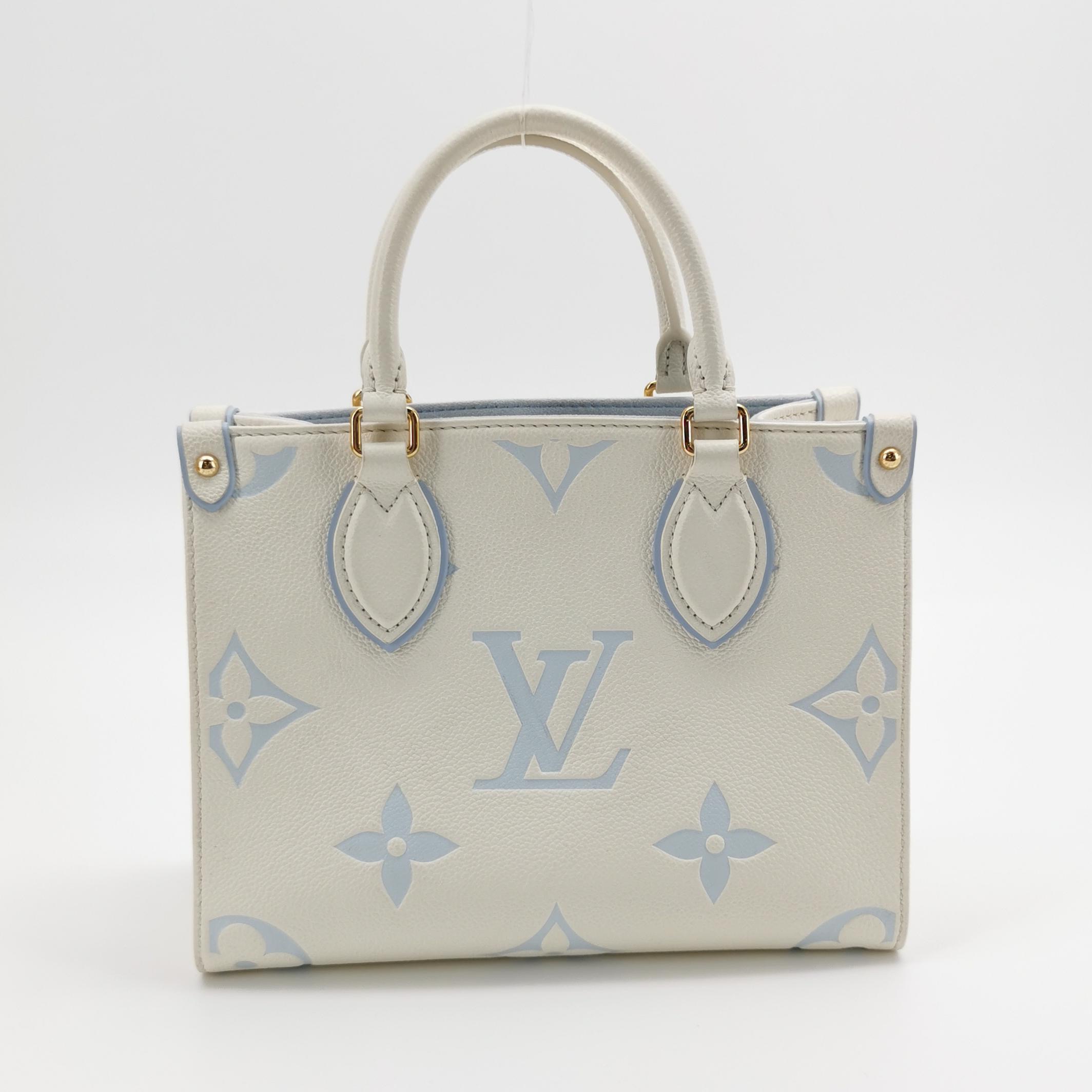 Louis Vuitton(LV) OnTheGo Tote Bicolor Monogram Empreinte Giant PM — photo 3 of 16