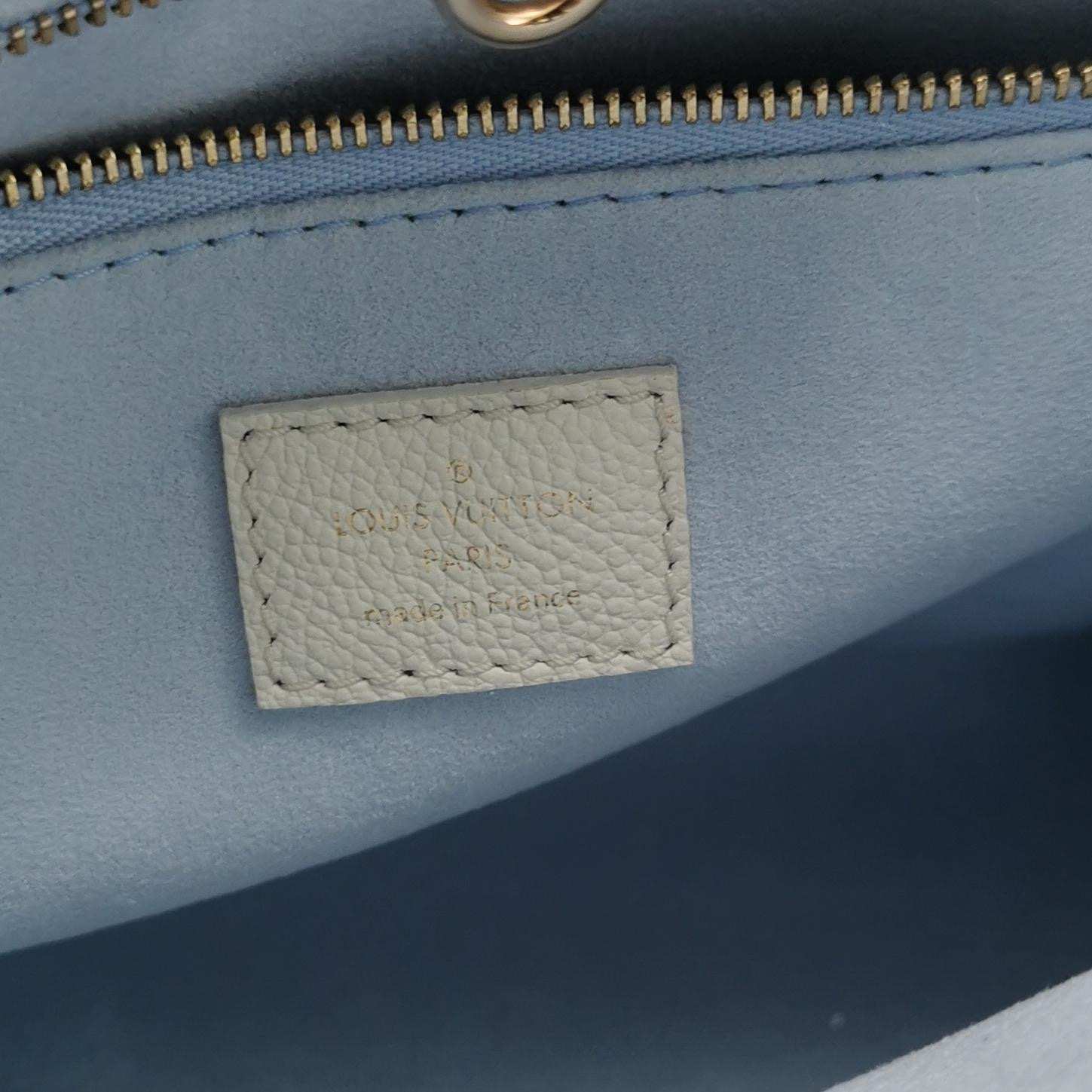 Louis Vuitton(LV) OnTheGo Tote Bicolor Monogram Empreinte Giant PM — photo 8 of 16