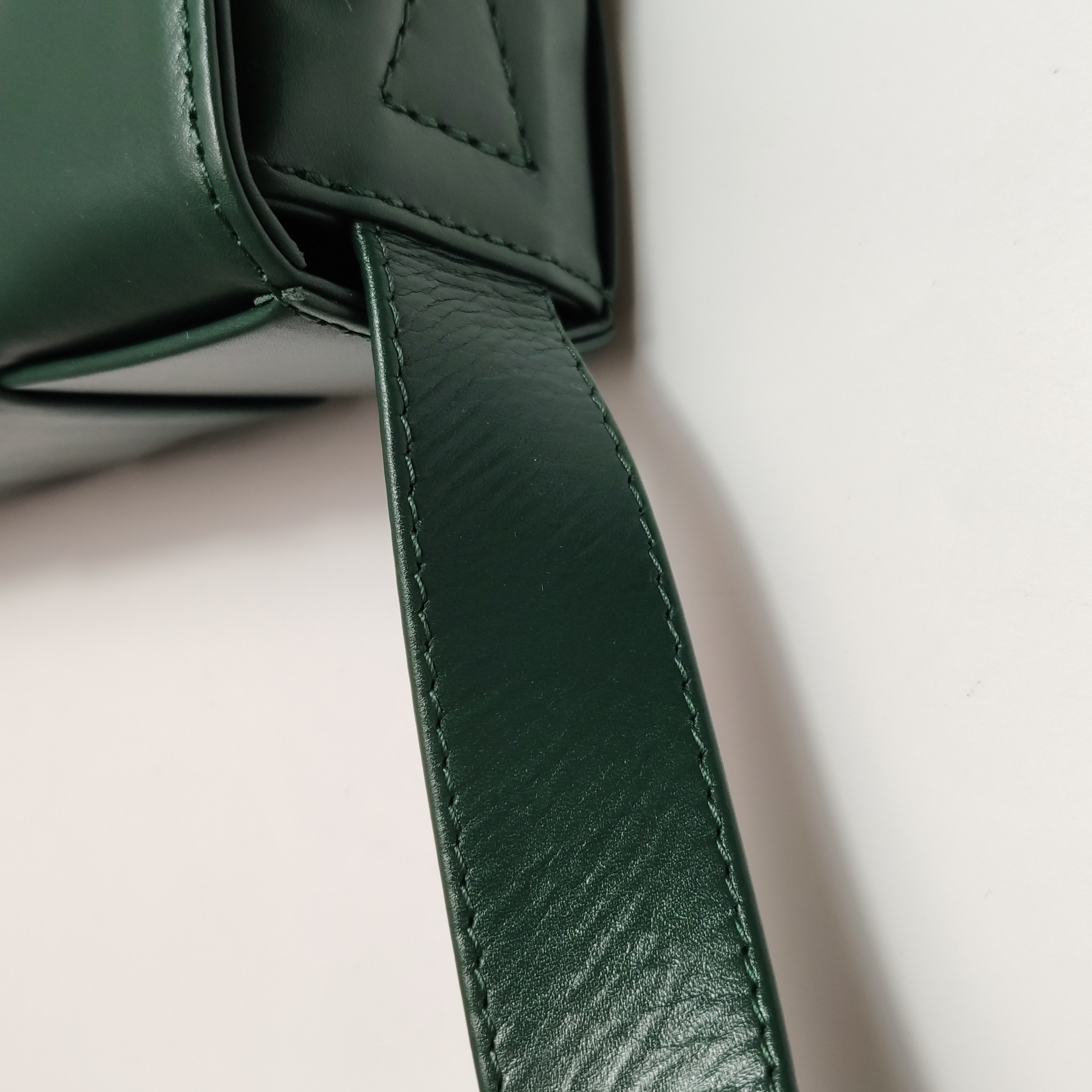 Bottega Veneta Cassette Crossbody Bag Maxi Intrecciato Leather — photo 10 of 10