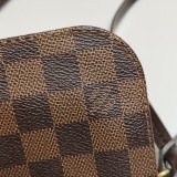 Louis Vuitton(LV) Favorite Handbag Damier Small — thumbnail 15