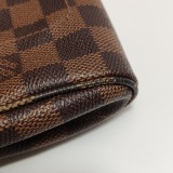 Louis Vuitton(LV) Favorite Handbag Damier Small — thumbnail 16