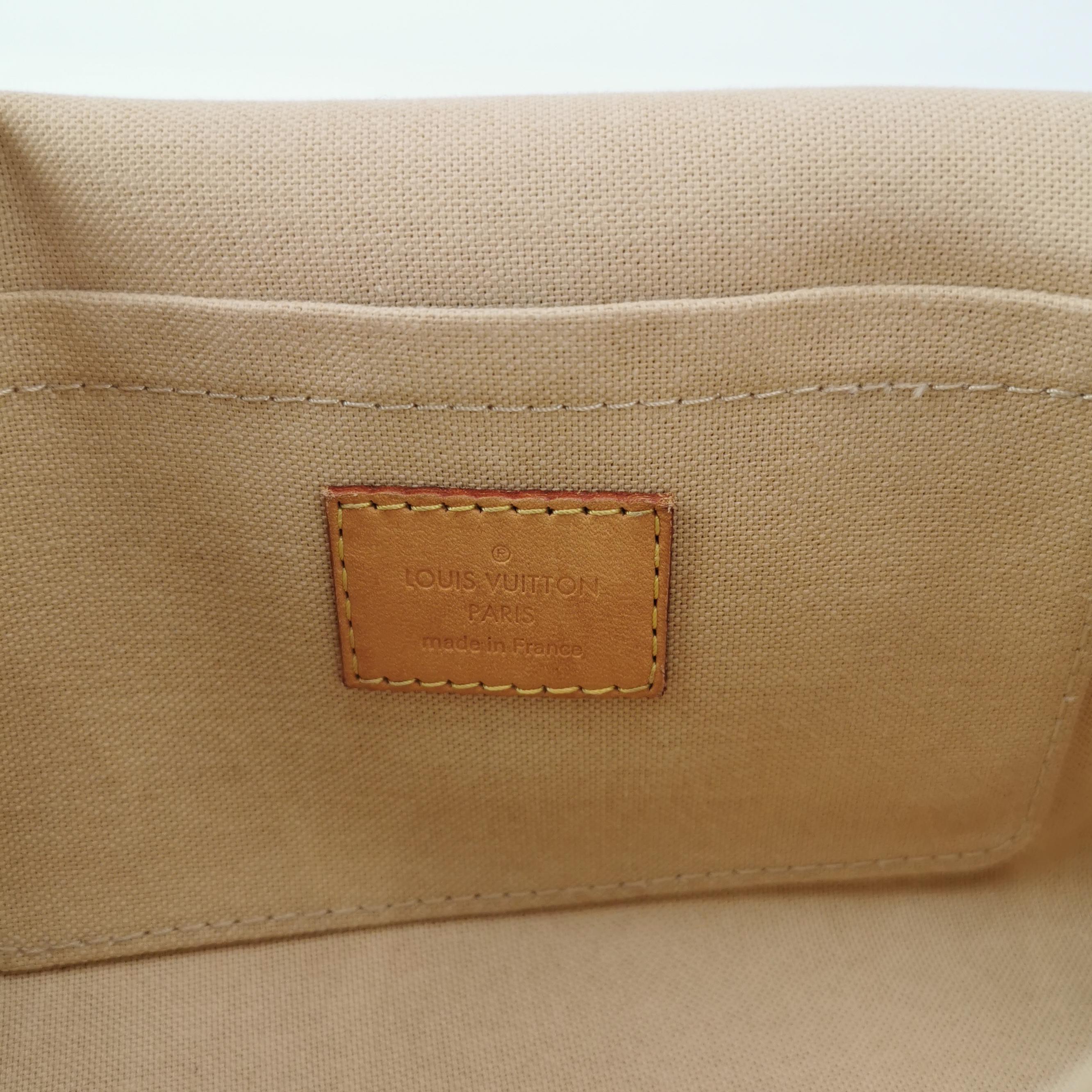 Louis Vuitton(LV) Favorite Handbag Damier PM — photo 8 of 15