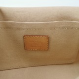 Louis Vuitton(LV) Favorite Handbag Damier PM — thumbnail 8