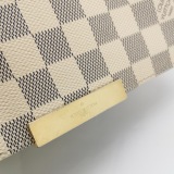 Louis Vuitton(LV) Favorite Handbag Damier PM — thumbnail 11