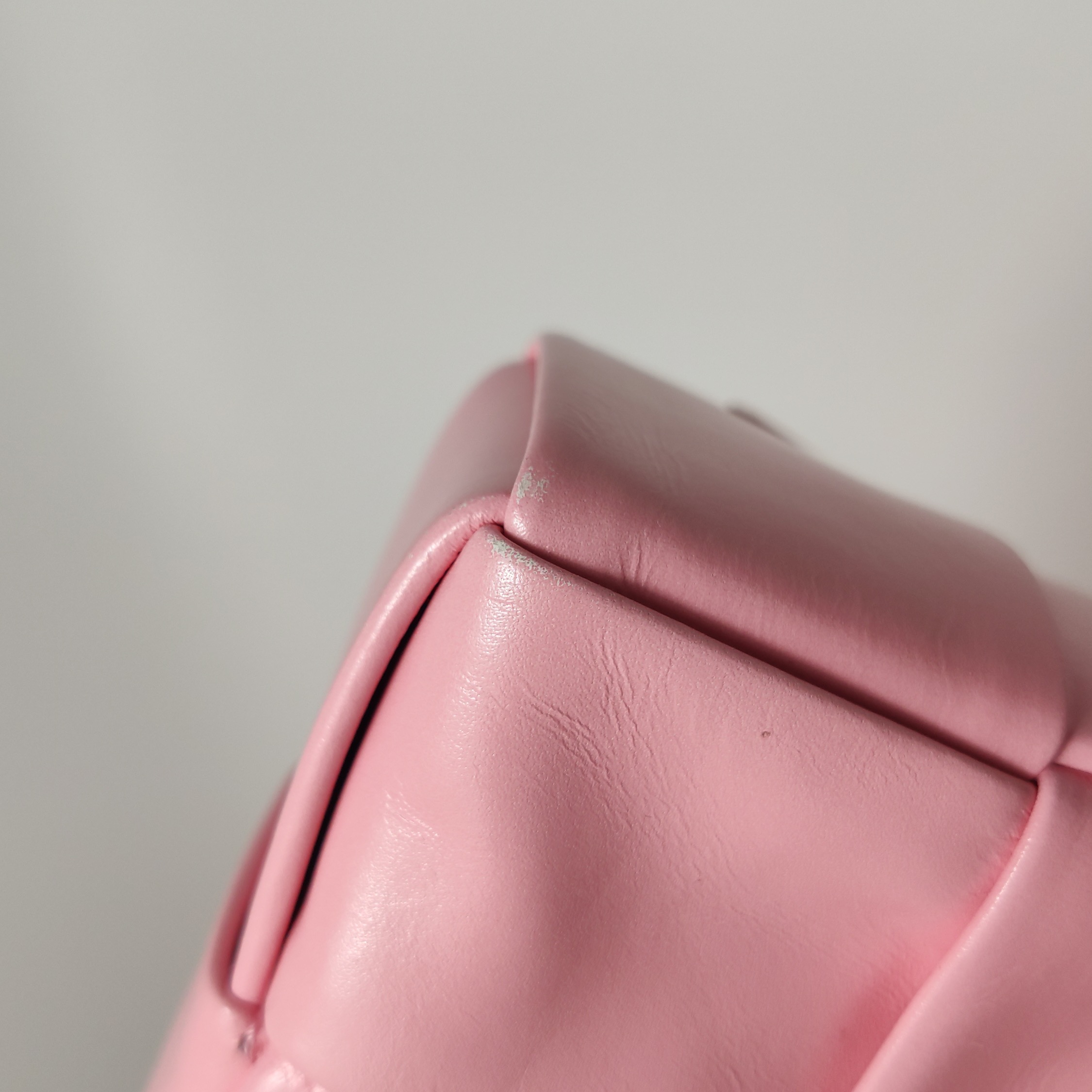 Bottega Veneta Cassette Crossbody Bag Maxi Intrecciato Leather Small — photo 13 of 16