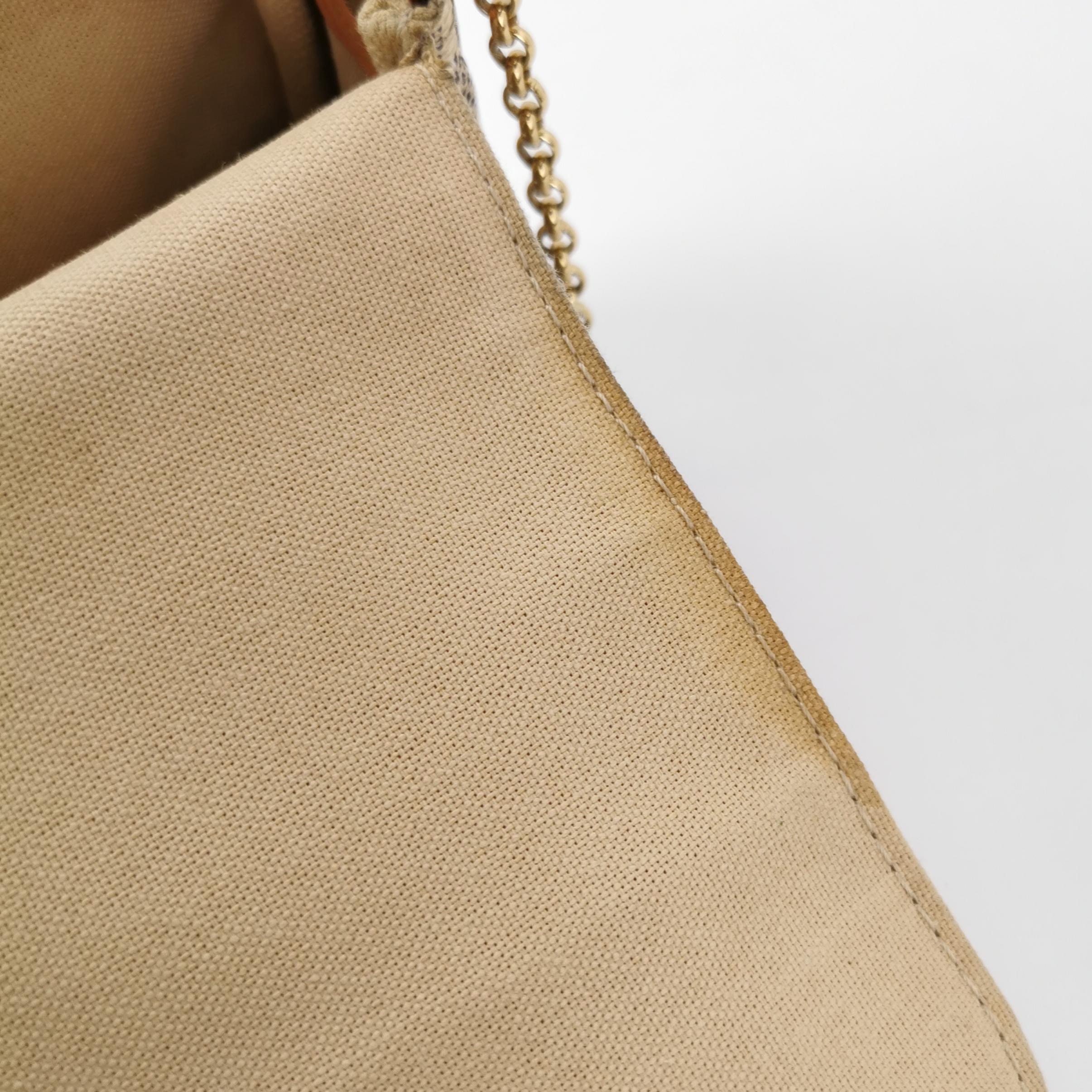 Louis Vuitton(LV) Favorite Handbag Damier PM — photo 9 of 15