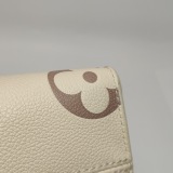 Louis Vuitton(LV) OnTheGo Tote Bicolor Monogram Empreinte Giant PM — thumbnail 12