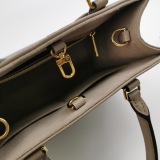 Louis Vuitton(LV) OnTheGo Tote Bicolor Monogram Empreinte Giant PM — thumbnail 7