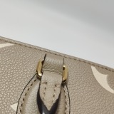 Louis Vuitton(LV) OnTheGo Tote Bicolor Monogram Empreinte Giant PM — thumbnail 13