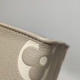 Louis Vuitton(LV) OnTheGo Tote Bicolor Monogram Empreinte Giant PM — thumbnail 11
