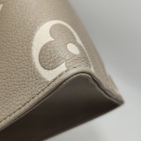 Louis Vuitton(LV) OnTheGo Tote Bicolor Monogram Empreinte Giant PM — thumbnail 14