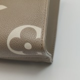 Louis Vuitton(LV) OnTheGo Tote Bicolor Monogram Empreinte Giant PM — thumbnail 14