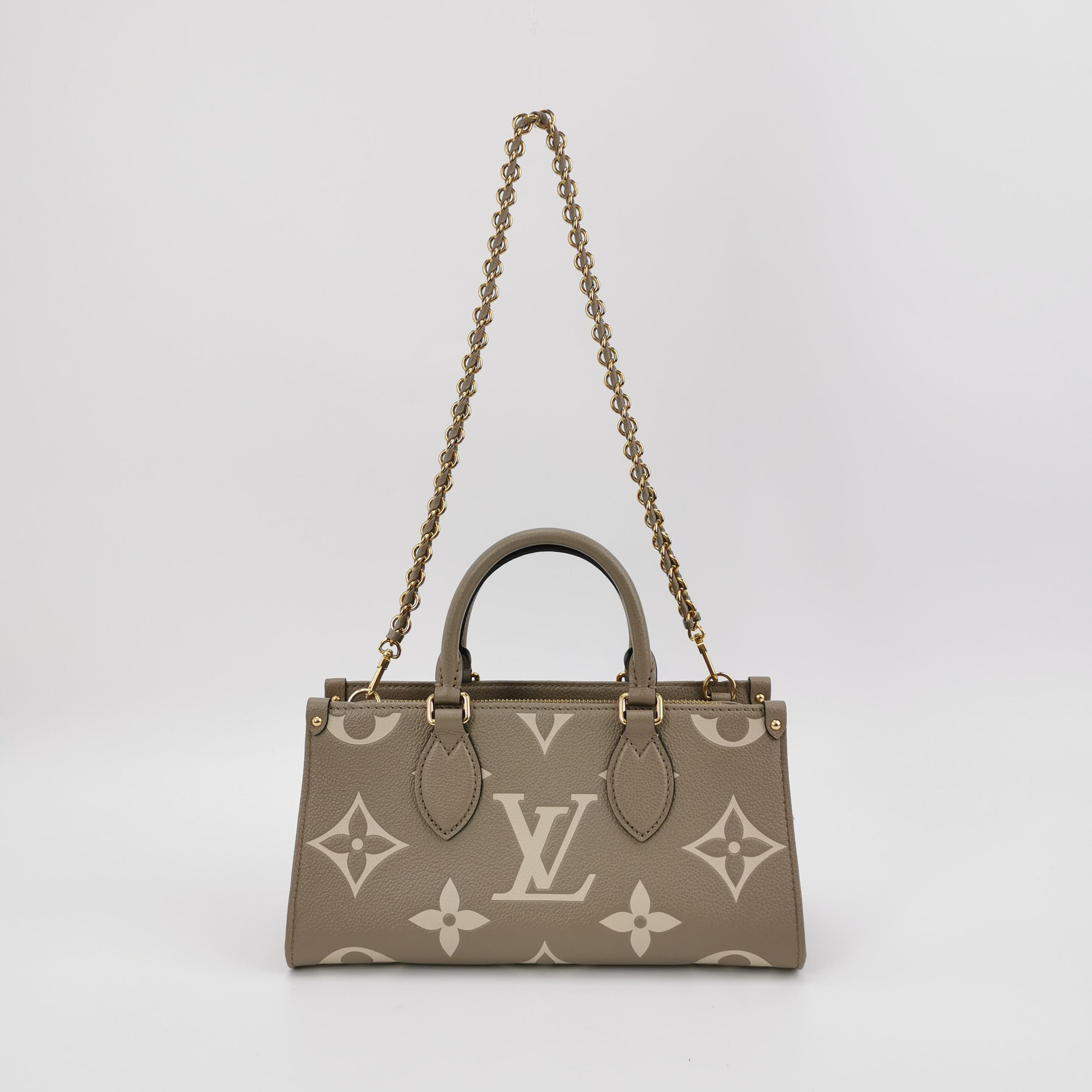 Louis Vuitton(LV) OnTheGo Tote Bicolor Monogram Empreinte Giant East West — photo 3 of 12