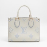 Louis Vuitton(LV) OnTheGo Tote Bicolor Monogram Empreinte Giant PM — thumbnail 3