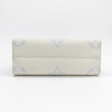 Louis Vuitton(LV) OnTheGo Tote Bicolor Monogram Empreinte Giant PM — thumbnail 6