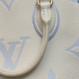 Louis Vuitton(LV) OnTheGo Tote Bicolor Monogram Empreinte Giant PM — thumbnail 13