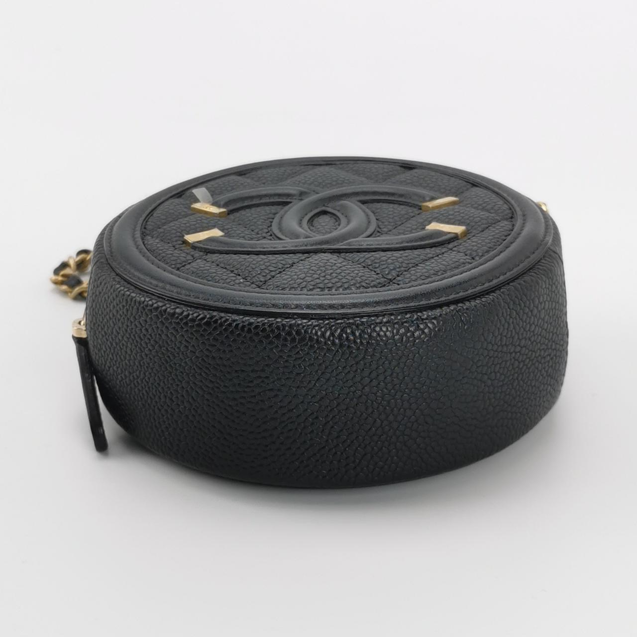 Chanel Filigree Round Clutch with Chain Quilted Caviar Mini — photo 6 of 15