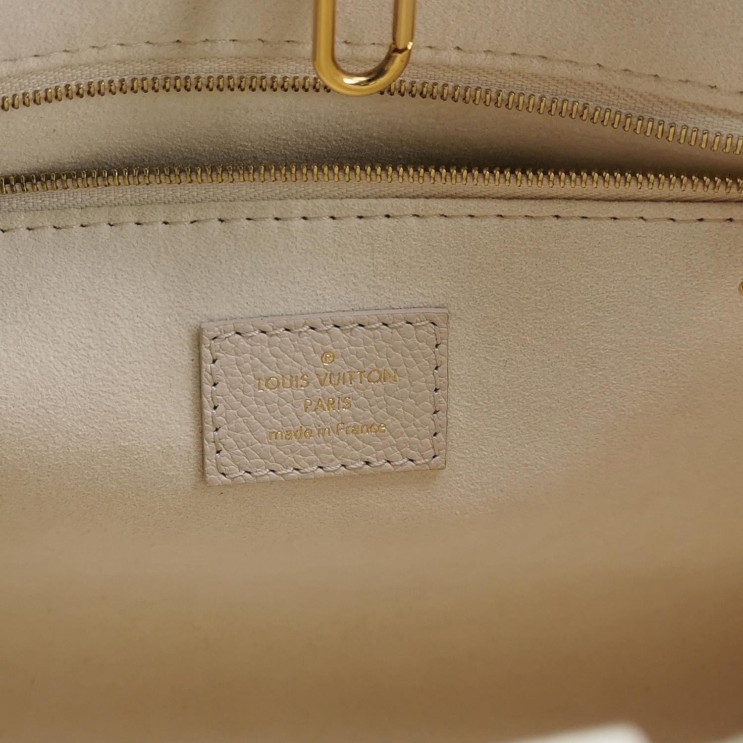 Louis Vuitton(LV) OnTheGo Tote By The Pool Monogram Empreinte Giant PM — photo 8 of 16