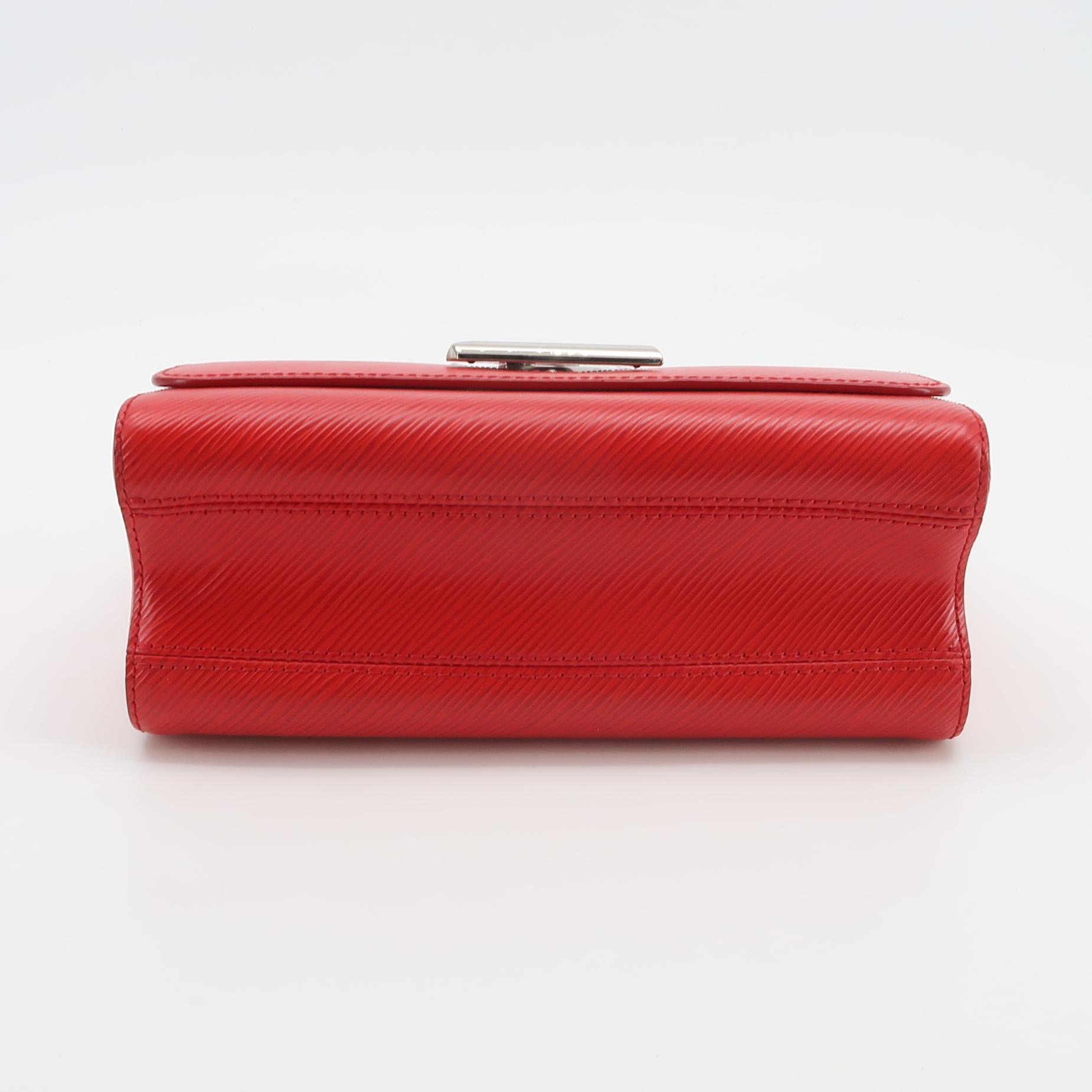 Louis Vuitton(LV) Twist Handbag Epi Leather MM — photo 6 of 14
