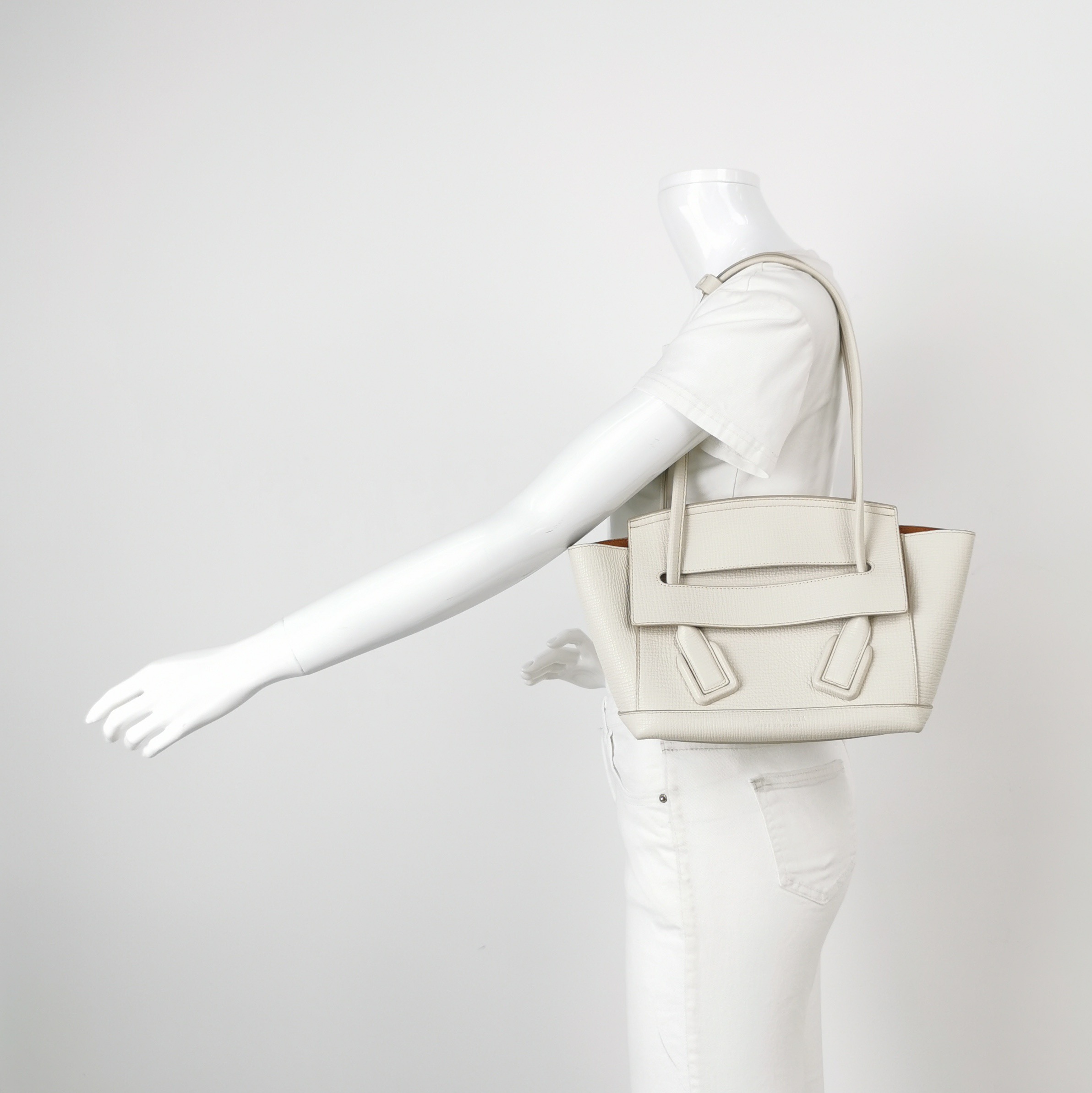 Bottega Veneta Arco Bag Grainy Leather Small — alternate view