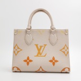Louis Vuitton(LV) OnTheGo Tote By The Pool Monogram Empreinte Giant PM — thumbnail 3