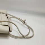 Bottega Veneta Arco Bag Grainy Leather Small — thumbnail 16