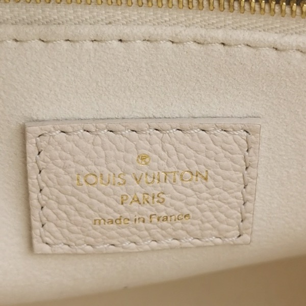 Louis Vuitton(LV) OnTheGo Tote By The Pool Monogram Empreinte Giant PM — photo 7 of 10